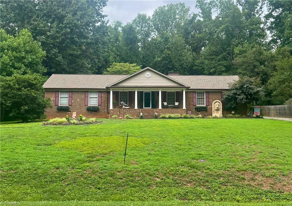 117 Forestview Drive — photo