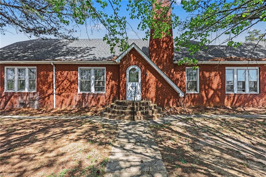 1411 Ludwick Heights Lane — photo