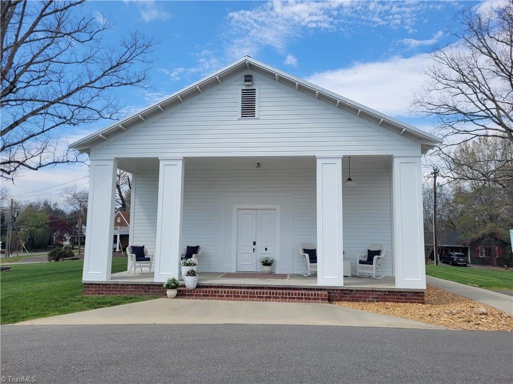 106 N Key Street — photo
