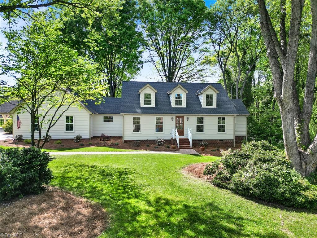 102 Cherokee Drive — photo