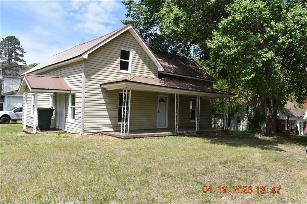939 Galloway Street — photo