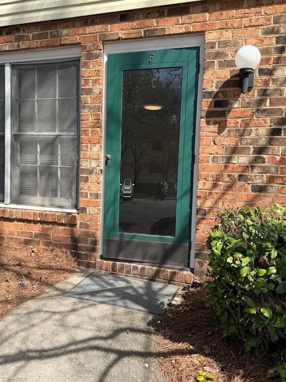 2810 Pelham Place F — photo
