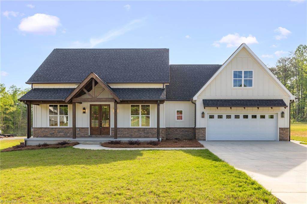 4211 Gracewood Farm Drive — photo