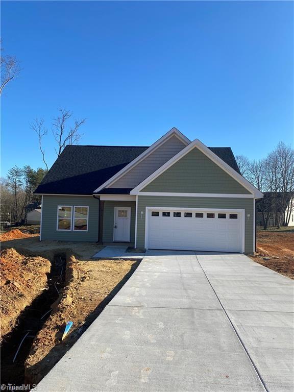 1016 Fairfield Drive — photo