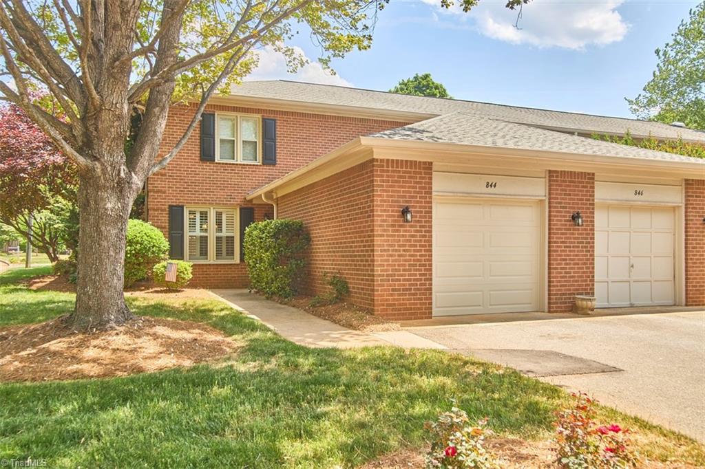 844 Brookleigh Court — photo