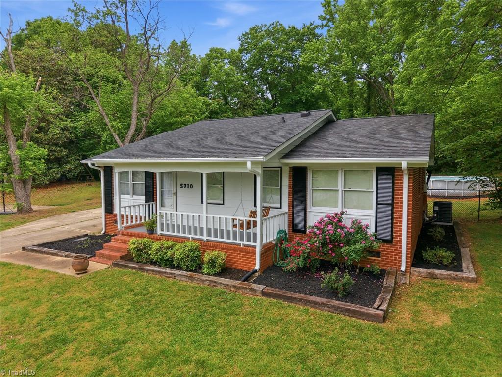 5710 Friendswood Drive — photo