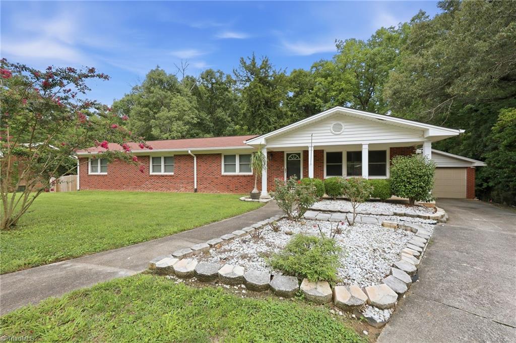 614 Ridgeway Drive — photo