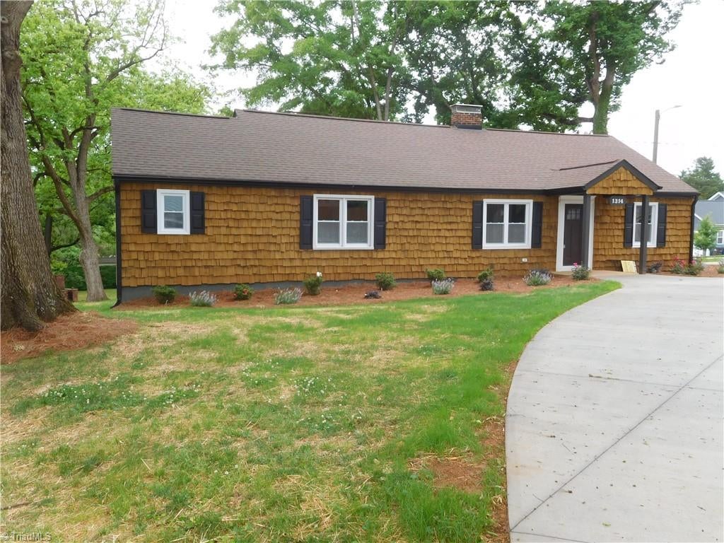 1314 Ebert Street — photo