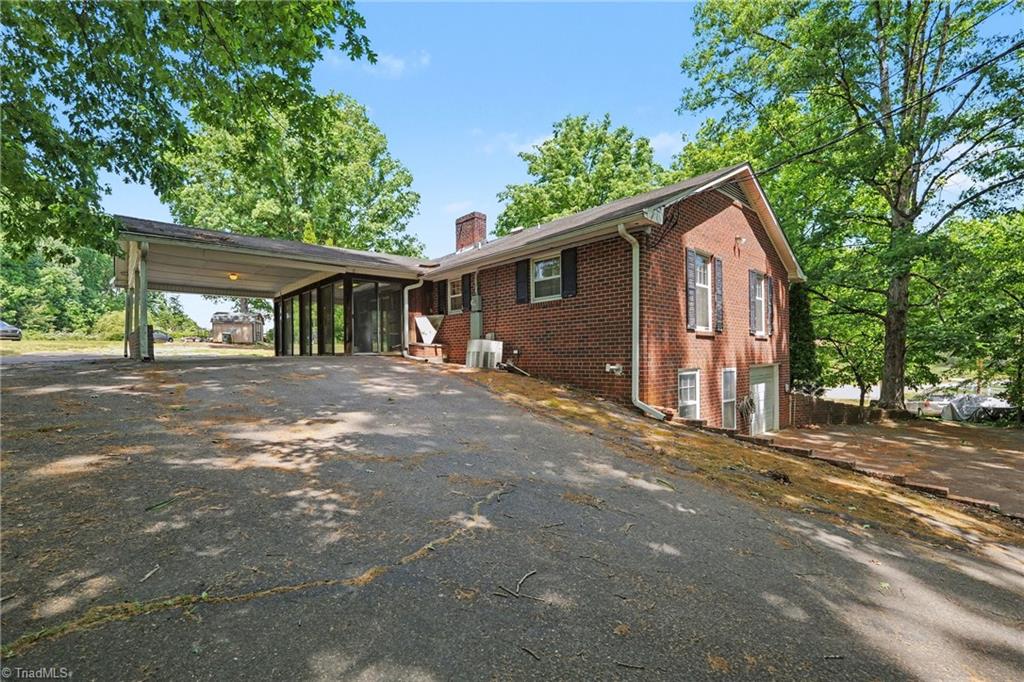 654 Runningbrook Lane, Rural Hall, NC 27045