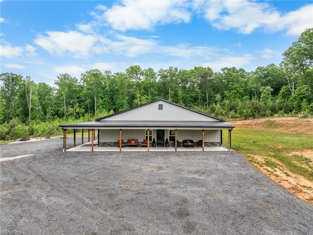 160 Riverwood Drive — photo