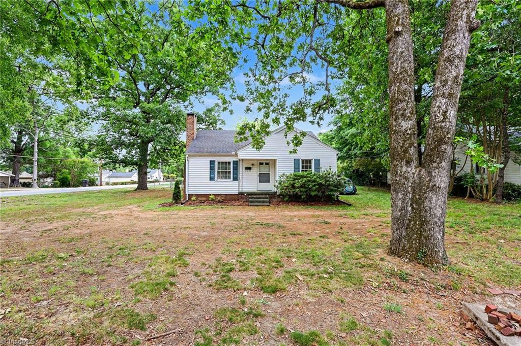 2201 Edgewood Drive — photo