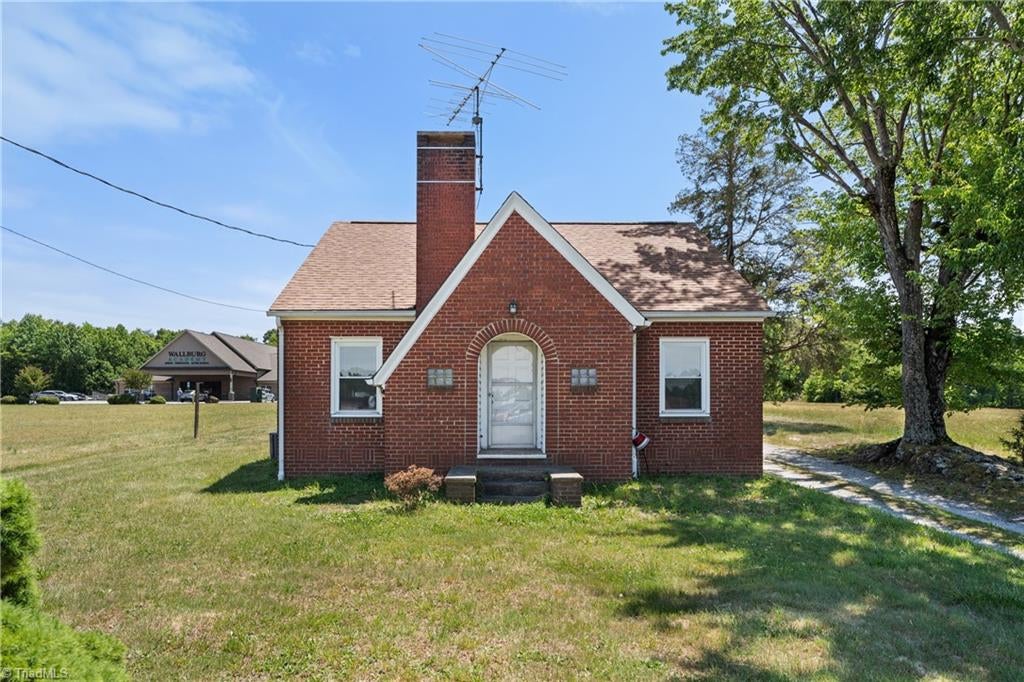 5358 Gumtree Road — photo