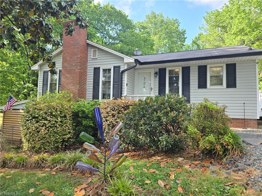 706 TownBranch Road — photo