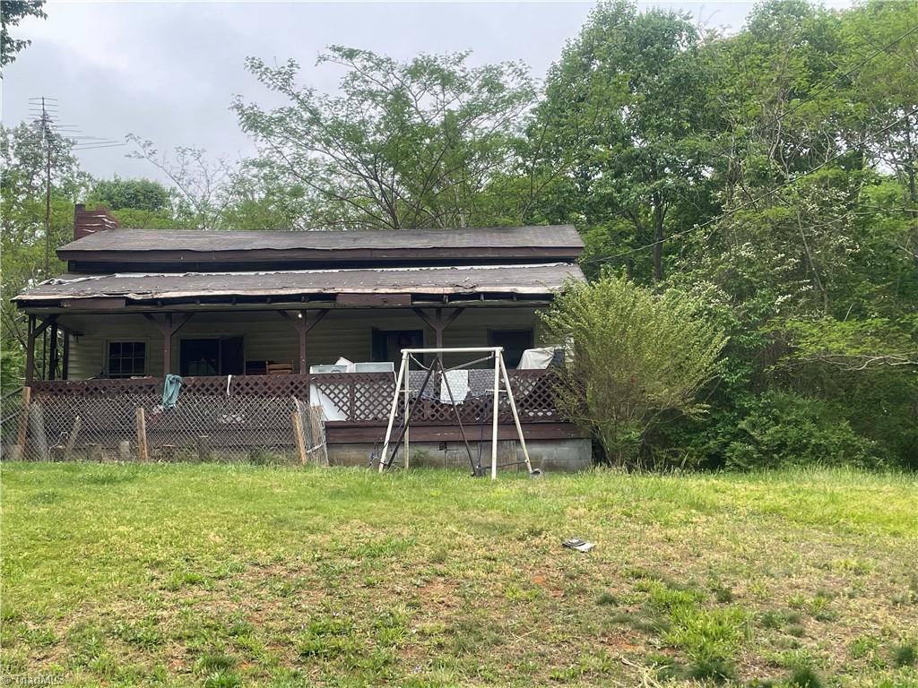 1085 Riverview Road — photo