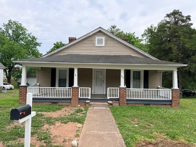 904 Harris Street — photo