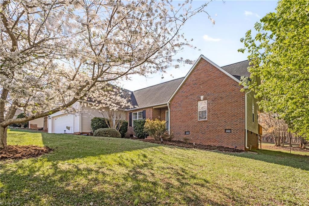 2287 Loflin Farlow Lane — photo