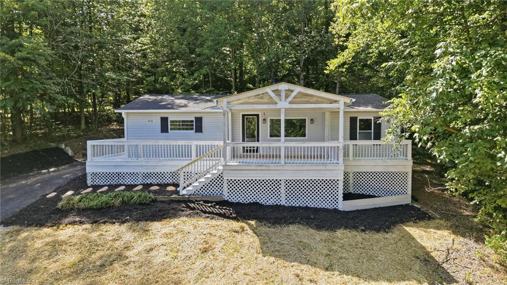 1402 Good Hope Drive — photo