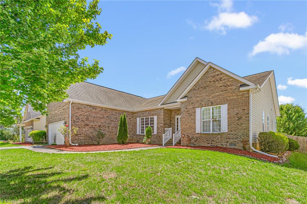 6812 W Whirlaway Court — photo