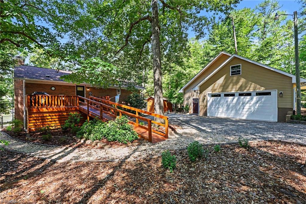 260 Knollwood Drive — photo