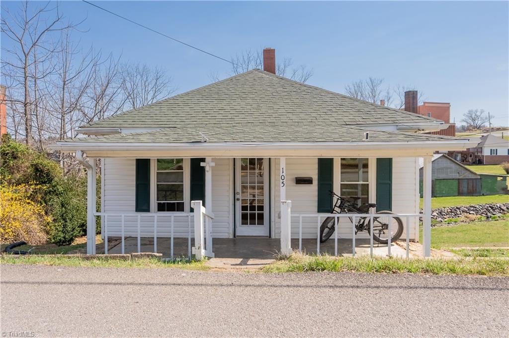 105 Swanson Street — photo