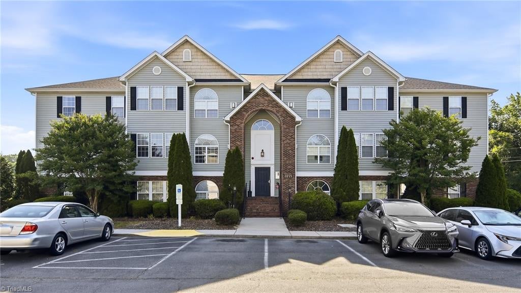 3771 Holmes Creek Place 201 — photo