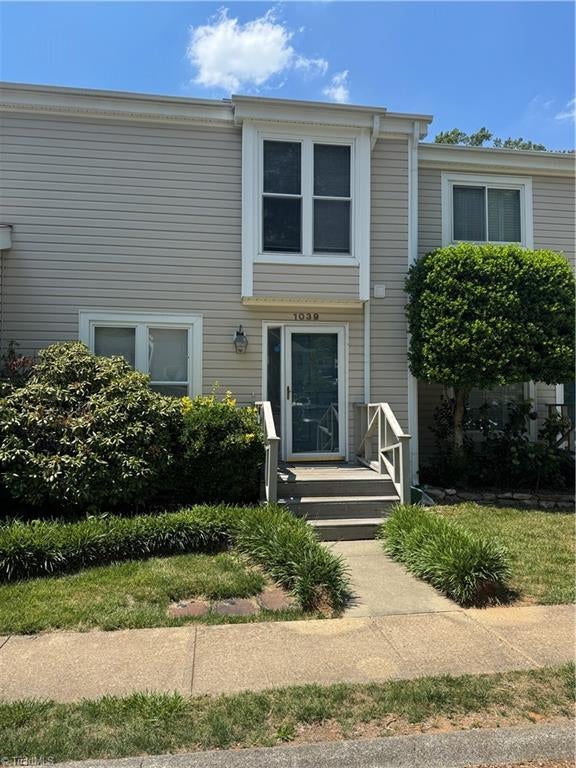 1039 Turtle Rock Lane — photo