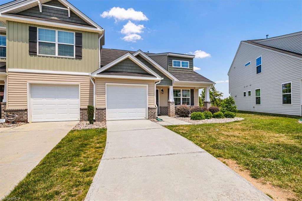 3887 Copperfield Court — photo