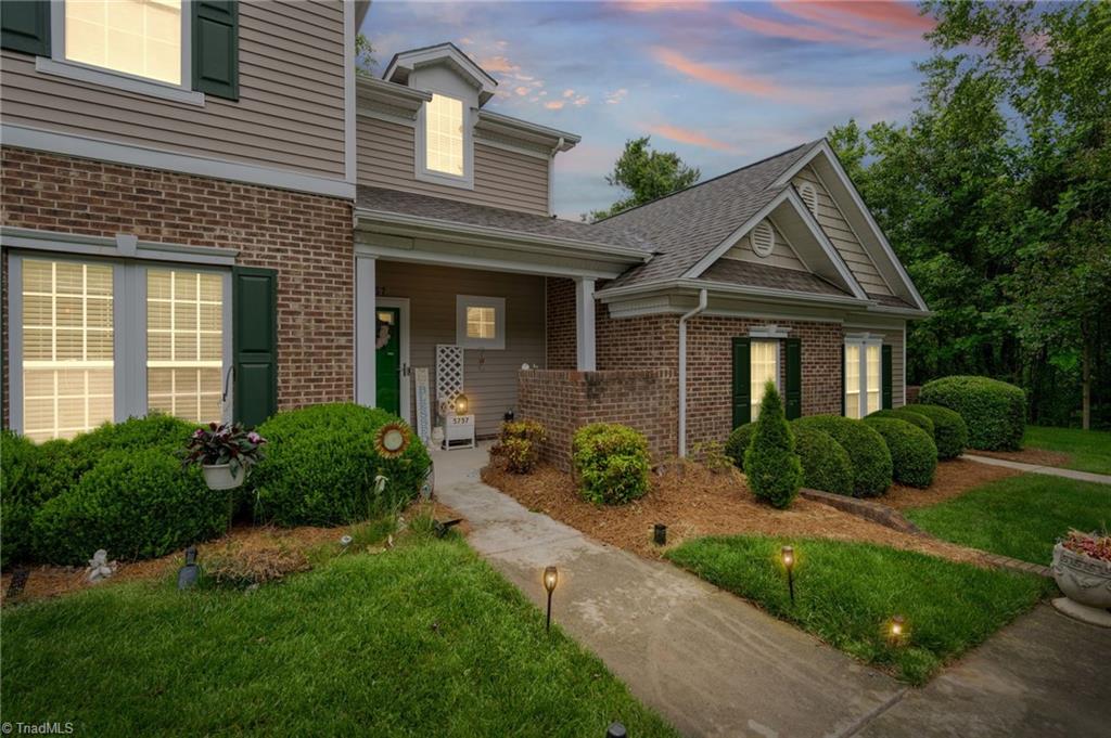 5757 Fox Ridge Lane — photo
