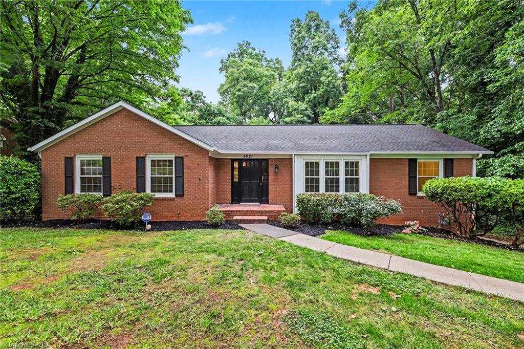 5021 Eastwin Drive — photo