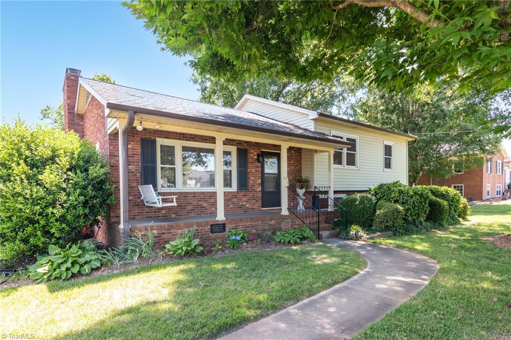 1132 Glennview Drive — photo