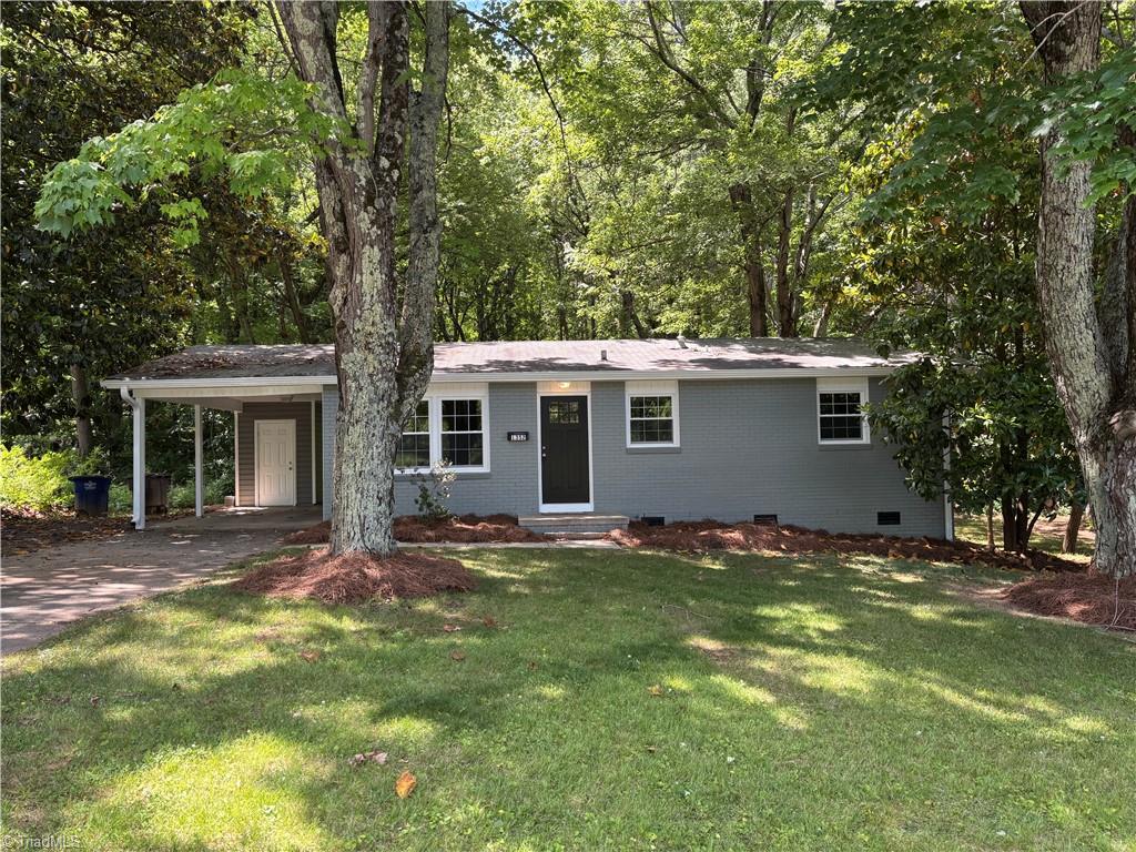 1352 Calvert Drive — photo