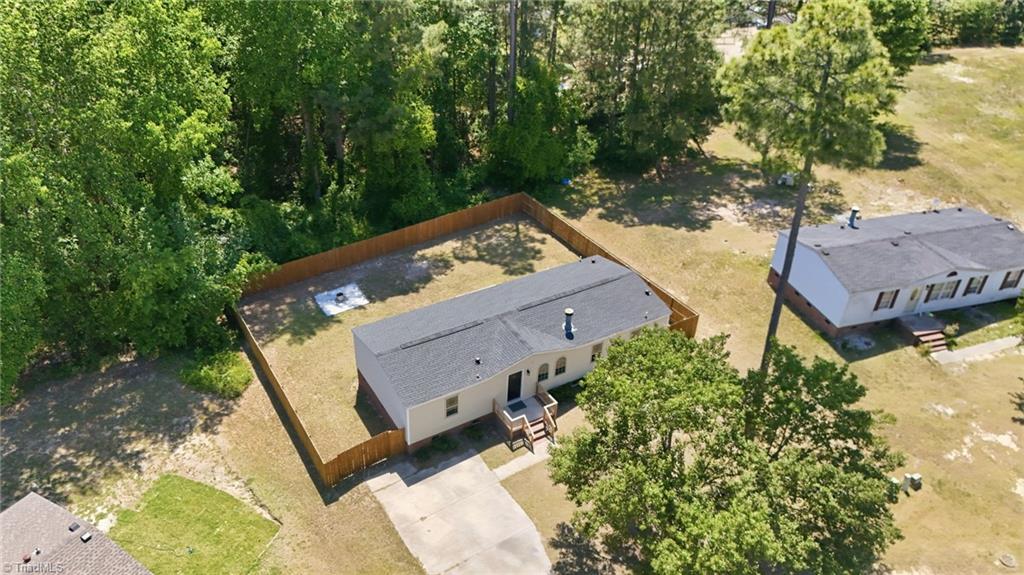 54 Brent Wood — photo