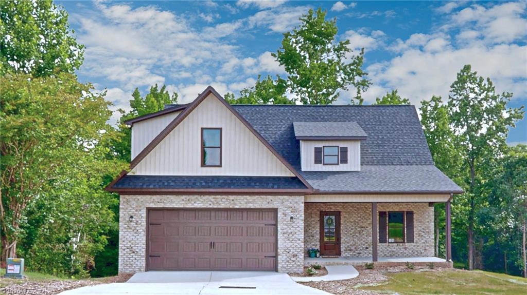 108 Sprucewood Court — photo
