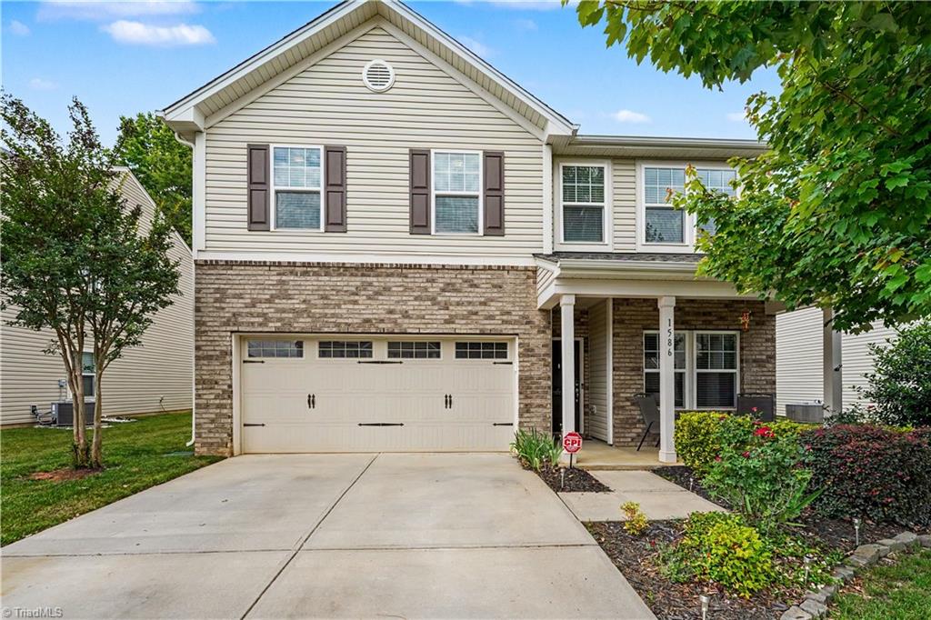 1586 Running Deer Drive — photo