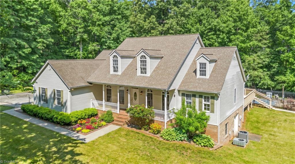 172 Blue Eller Lane — photo