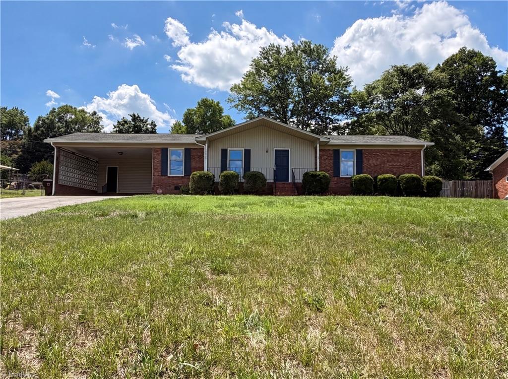 3849 Greenway Drive — photo