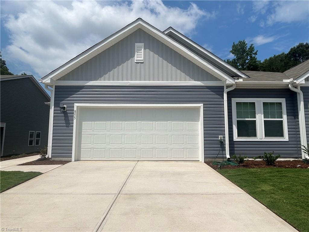 855 Hanford Landing Drive — photo