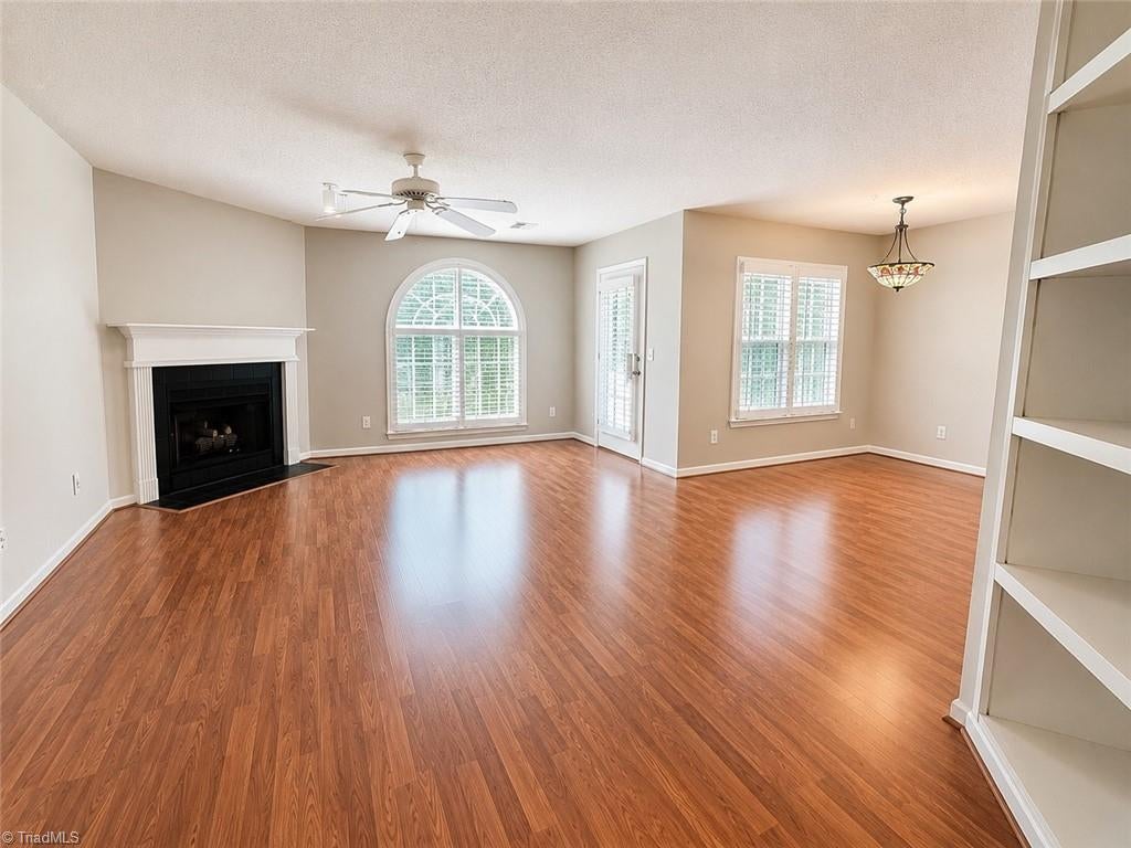 122 Ivy Glen Court — photo