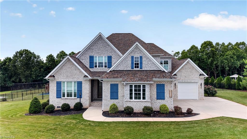 8403 Wolf Ridge Trail, Oak Ridge, NC 27310