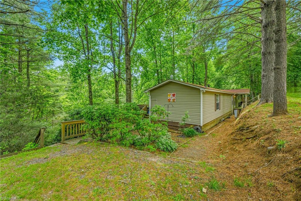 351 Laurelwood Lane — photo