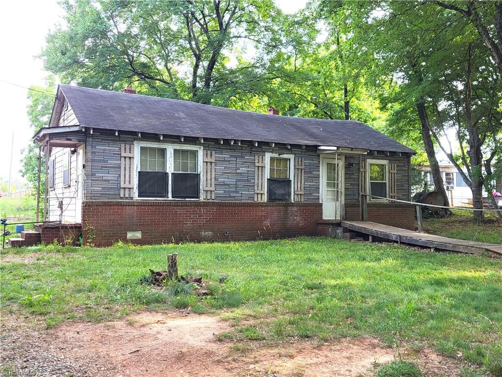 109 S Avondale Road — photo