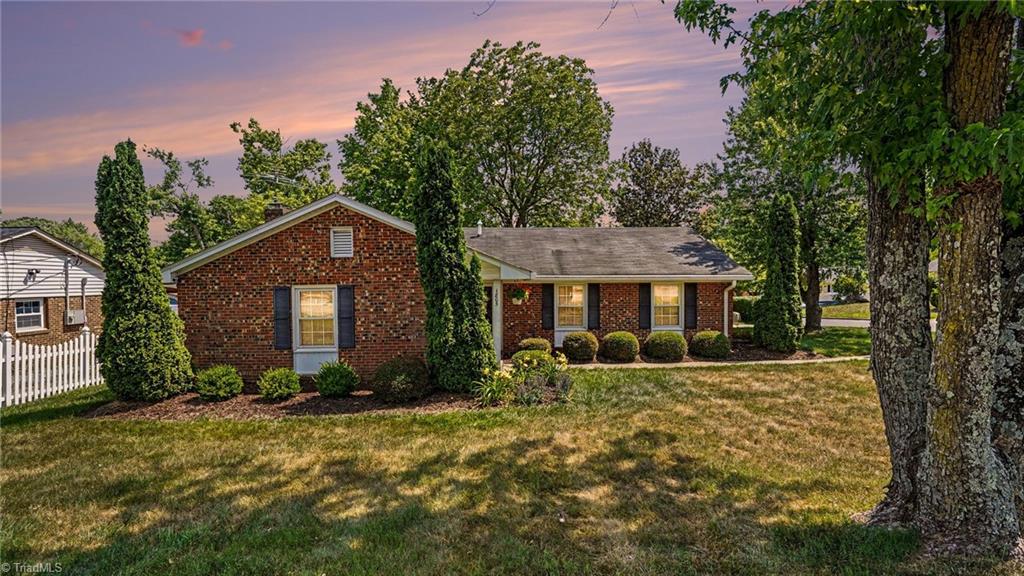 1805 W Vandalia Road — photo