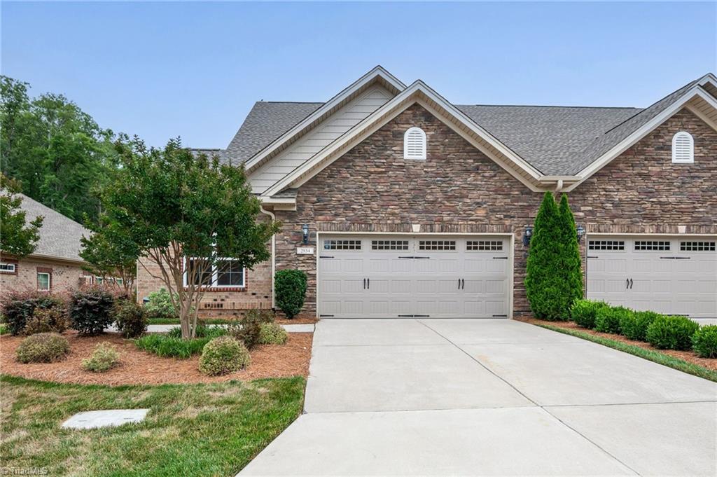 2934 York Place Drive — photo