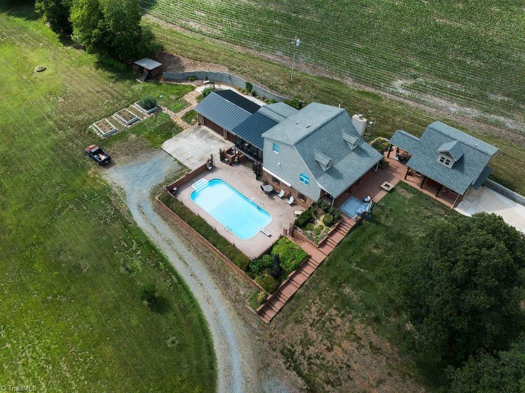 5741 Winding Creek Lane — photo