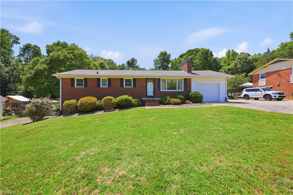 464 Cedar Drive — photo