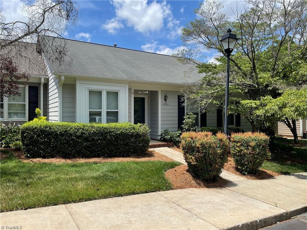 1303 Glen Raven Court — photo