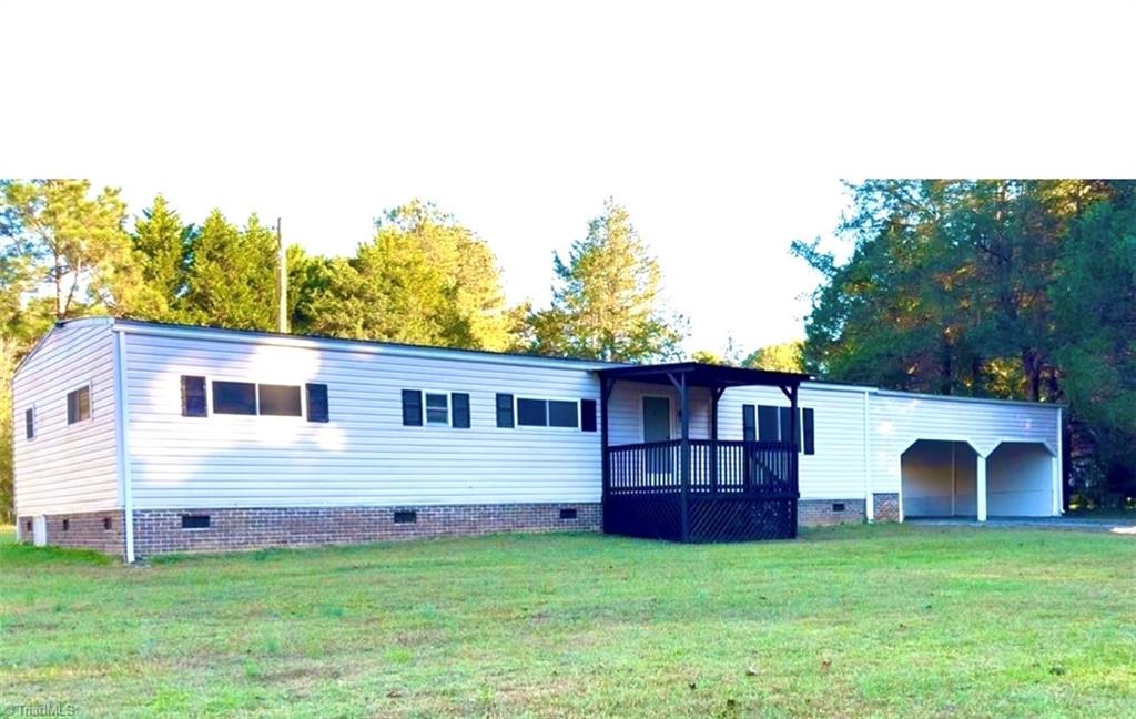 2202 Woodfield Drive — photo