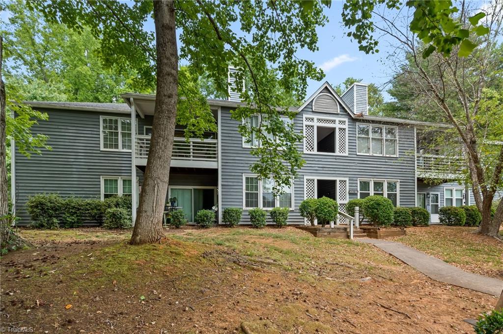 310 Meadows Circle — photo