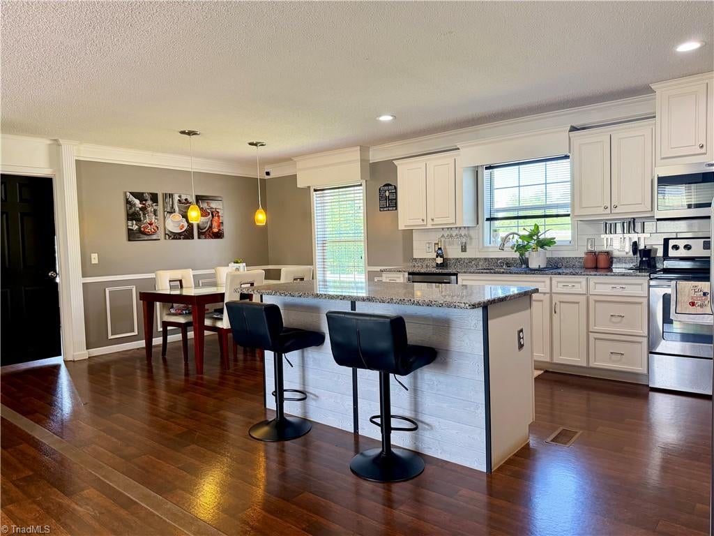 1001 Byrds Curve Road — photo