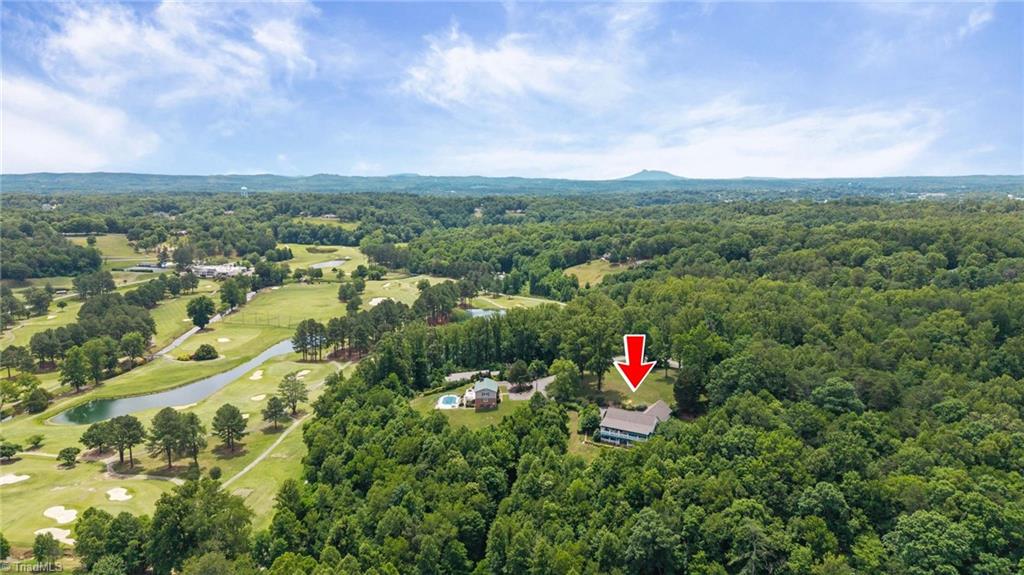 331 Valleyview Drive — photo